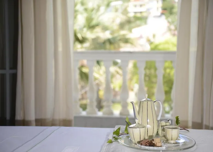 Daphne PalaiónTsiflíkion