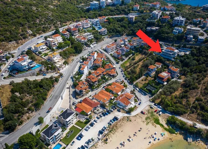 Daphne Apartmán PalaiónTsiflíkion